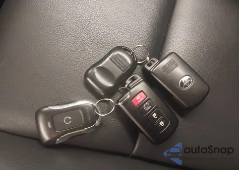 2017 Toyota Rav4 Se from USA, damaged, VIN 2T3JFREV2HW694354